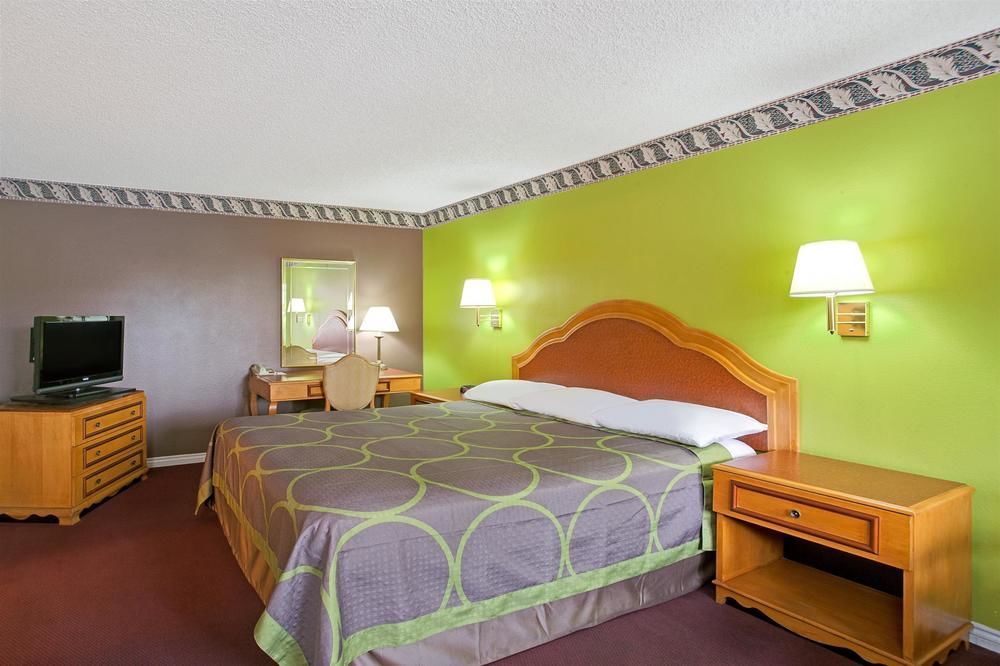 Super 8 By Wyndham Los Angeles/Алхамбра Екстериор снимка