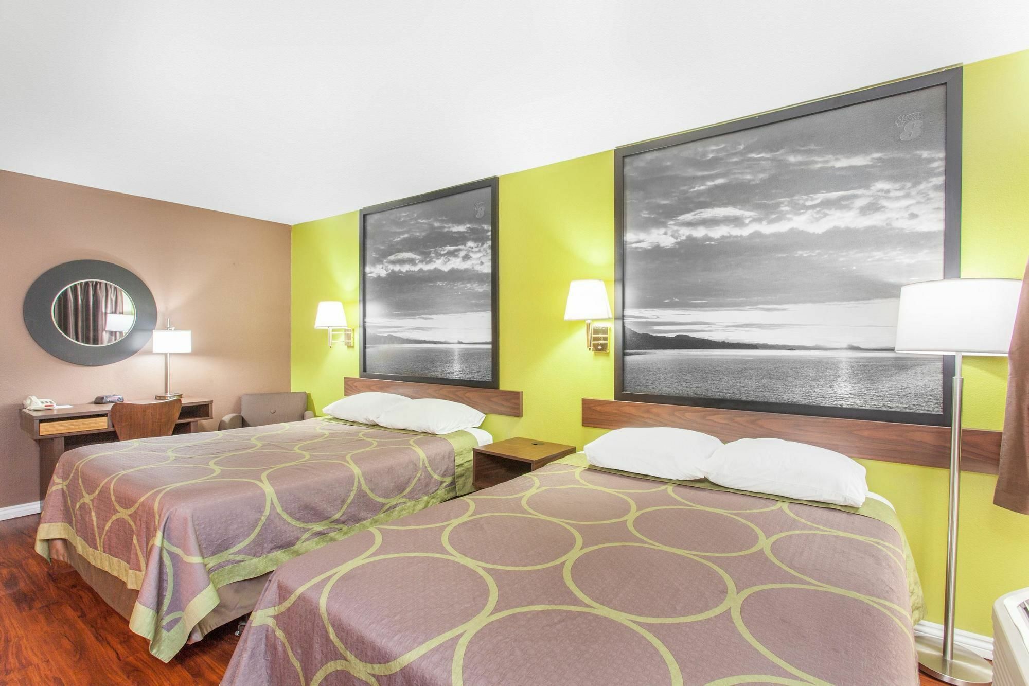 Super 8 By Wyndham Los Angeles/Алхамбра Екстериор снимка